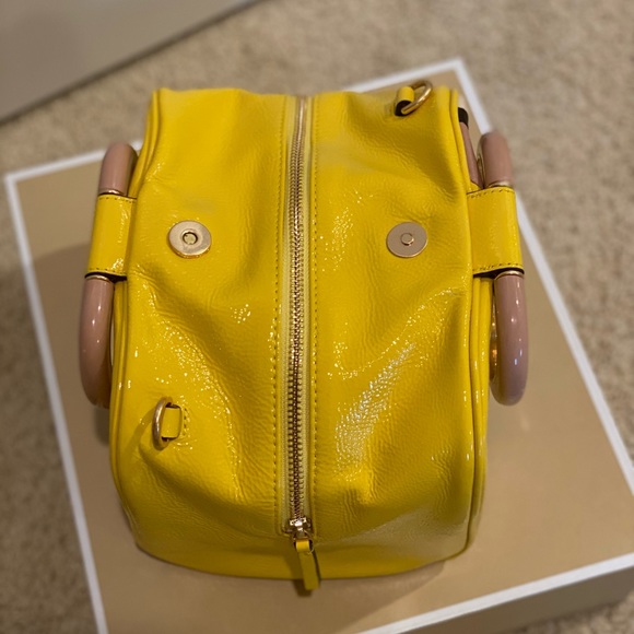 Bag - Picture 2 of 8